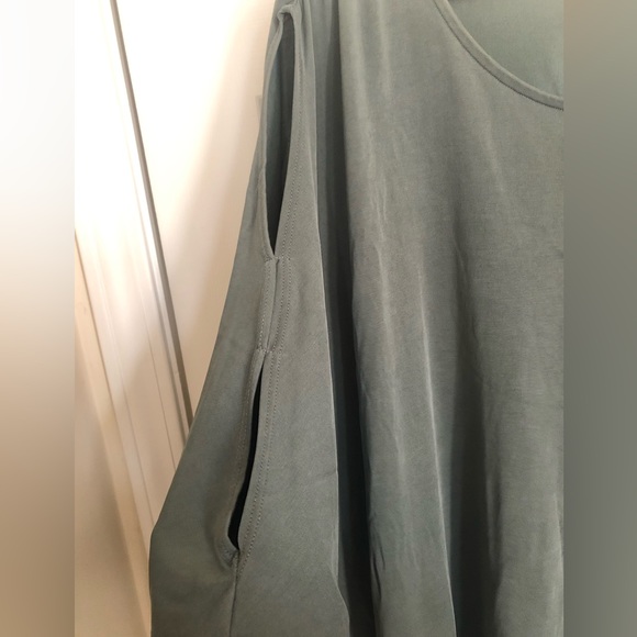 Sejour olive dolman top - Picture 4 of 10